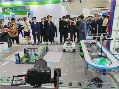 说明: https://www.tsguas.edu.cn/__local/E/42/6F/337F7F35158ABB2BBFA46D3B810_15CA062C_B153F.png